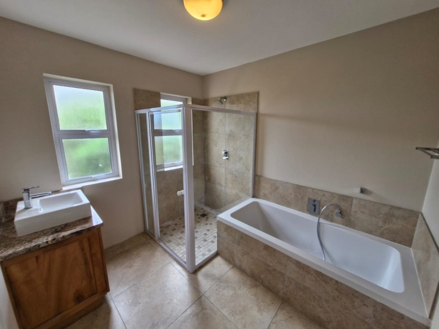To Let 3 Bedroom Property for Rent in Brackenridge Western Cape